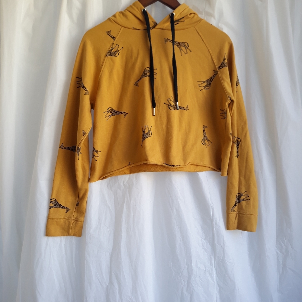 Messy bun just chillin cropped hoodie. Sz M.